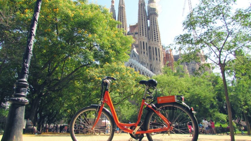 EXPLORE SOME OF THE MOST ICONIC EUROPEAN DESTINATIONS – BY BIKE
