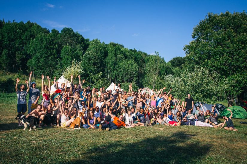 TAKING AN IMAGE, FREEZING A MOMENT, REVEALS HOW RICH…